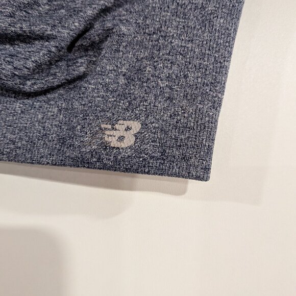 New Balance Space Dye Sports Bra White Navy Blue Size Small - Picture 2 of 4